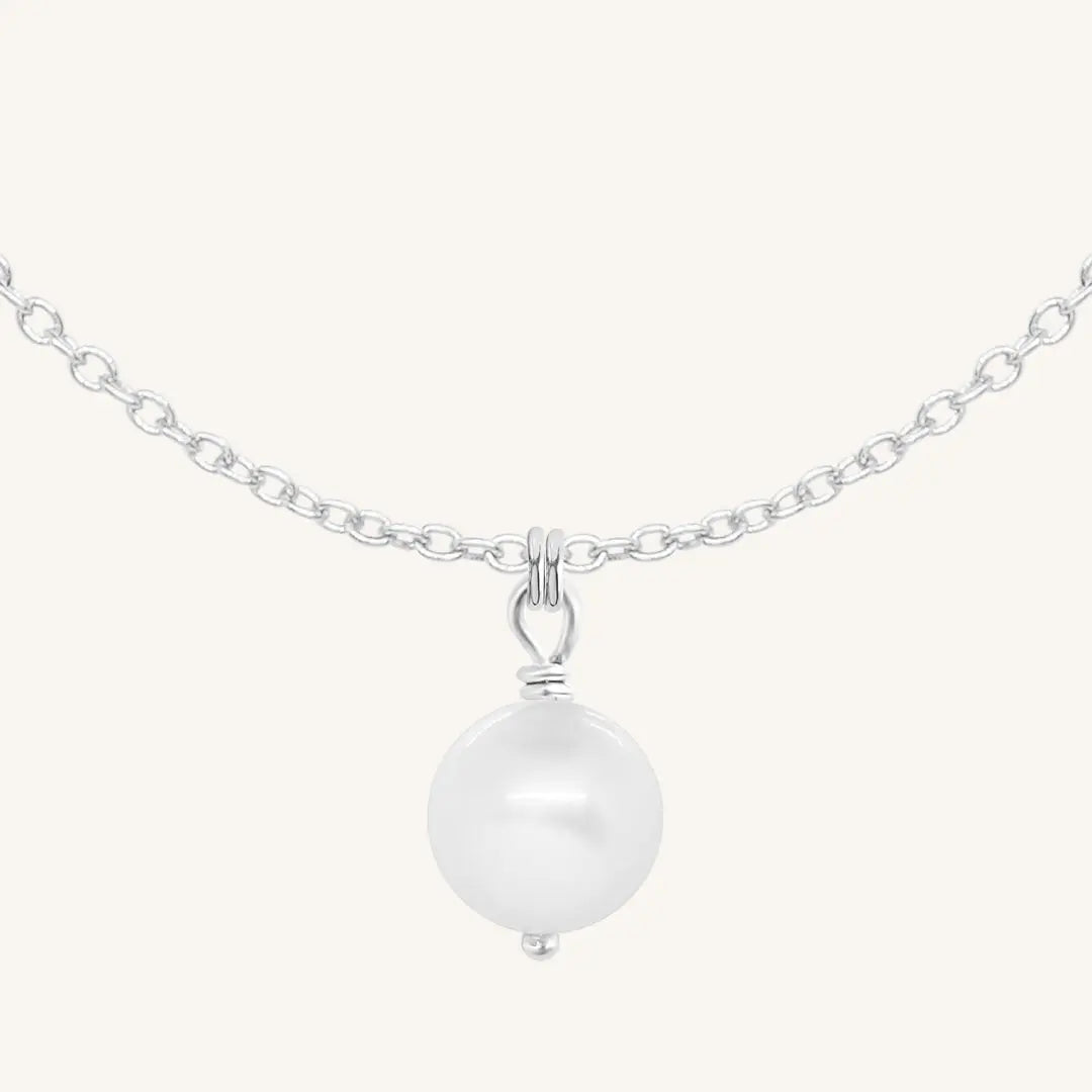 Pearl necklace online gold charm